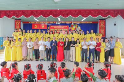 The exchange program &quot;Connecting Love&quot; Vietnam - Laos